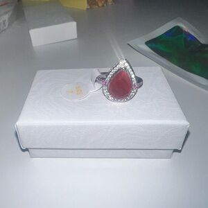 Elegant Silver and Pink Teardrop Ring